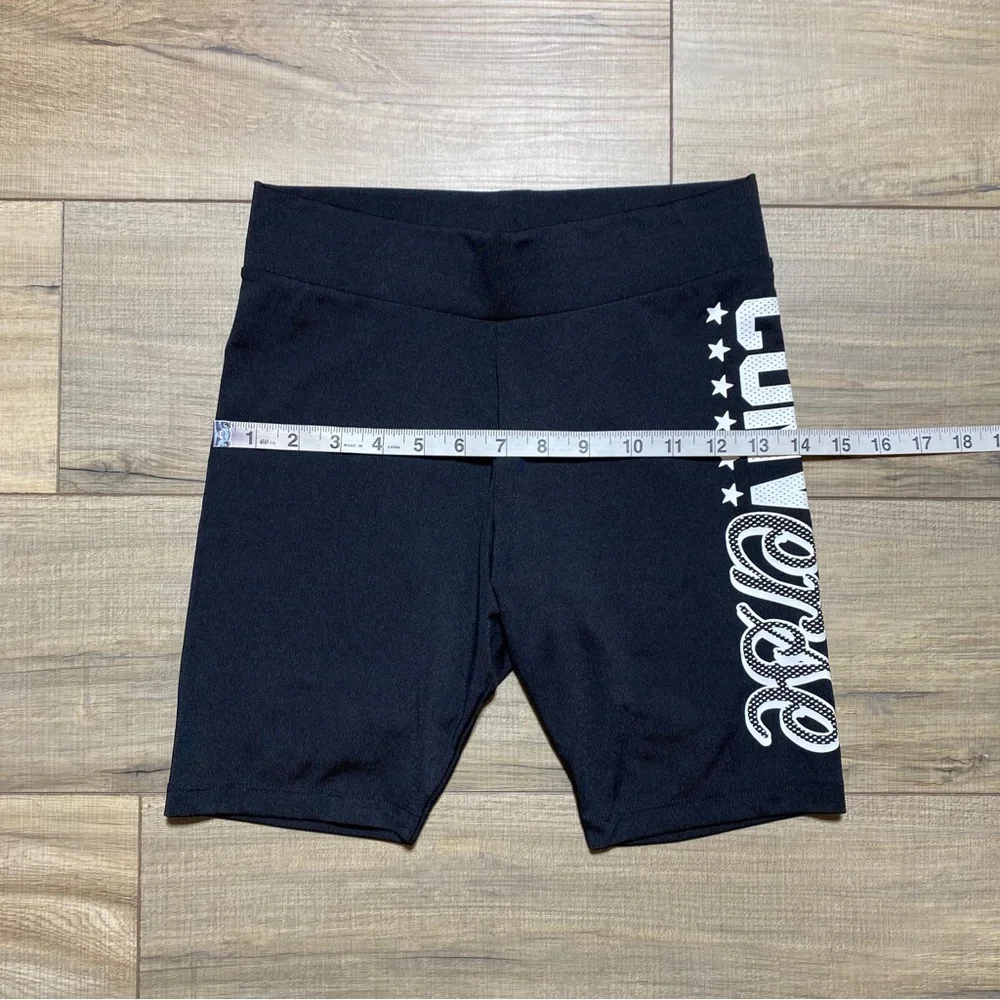 Converse Girls Performance Biker Shorts Size Large‎ Black With Spellout